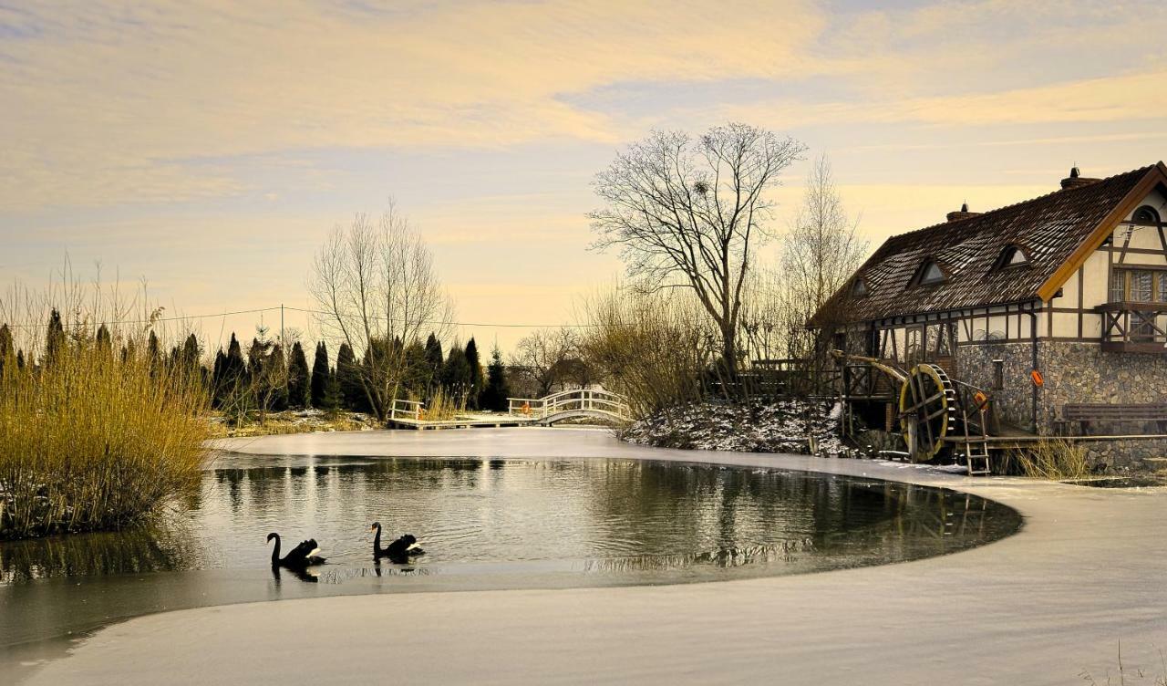 Dom Na Wodzie Mazury Villa Dzwierzuty Buitenkant foto