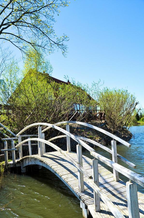 Dom Na Wodzie Mazury Villa Dzwierzuty Buitenkant foto